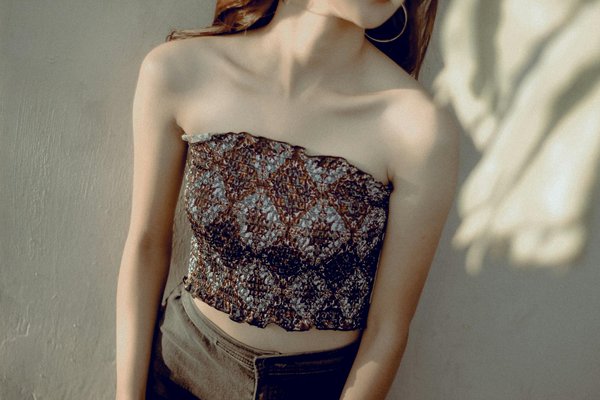 Conseils Astucieux pour Choisir une Robe de Mariée Écoresponsable sans Compromettre Votre Élégance